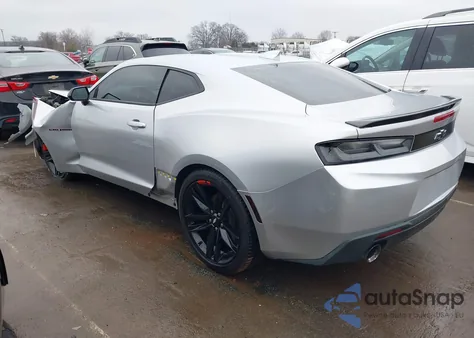 2018 Chevrolet Camaro 1Lt z USA, uszkodzony, nr VIN 1G1FB1RX7J0118552
